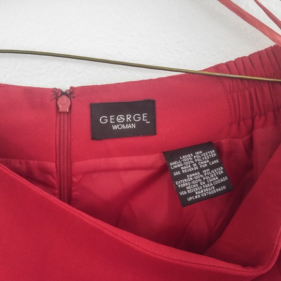 GEORGE Woman A Line Red Skirt Back Slit Lined - Picture 3 of 5